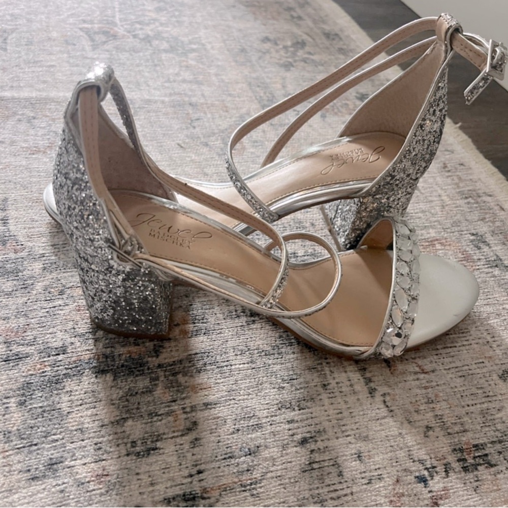 Jewel by Badgley Mischka